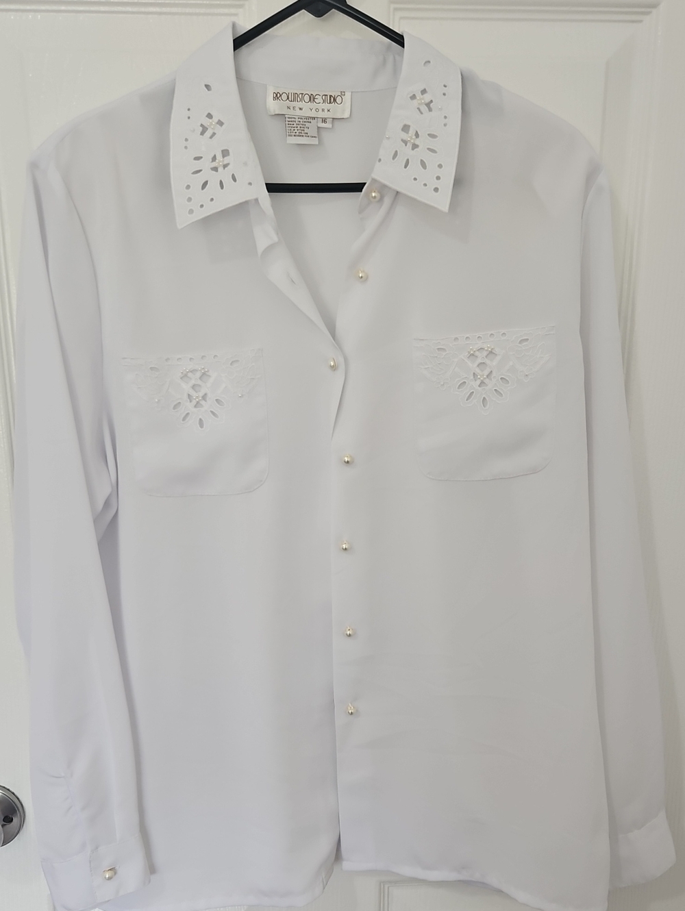 Brownstone Studio Vintage White Pearl Eyelet Blouse 16 XL